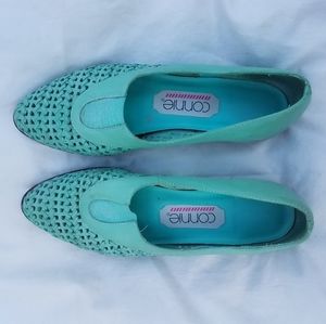 Size7.5 Connie vintage seafoam green leather shoes